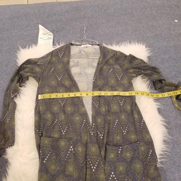 LulaRoe tribal print, long sleeve duster, cardigan - Picture 5 of 6